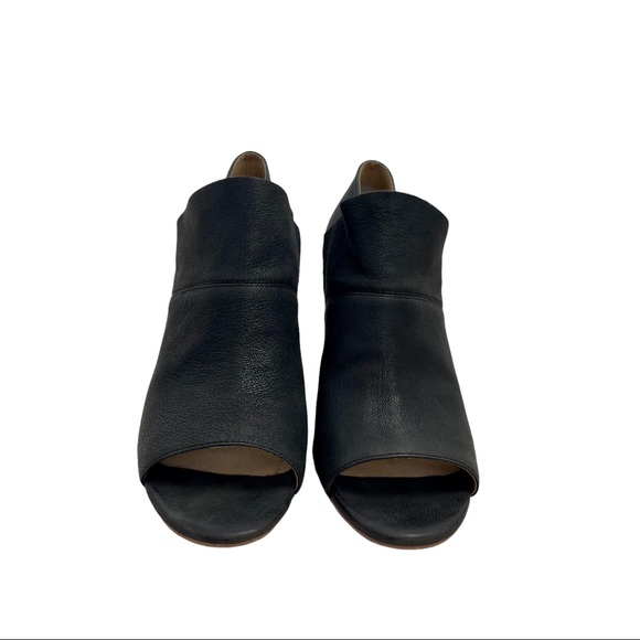 Me Too Women's Adam Tucker Black Leather McKenna Heel Sandal Bootie Size 6.5 - Picture 6 of 14